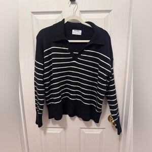 Old Navy Women's Soft Lightweight V-Neck Black and White Sweater